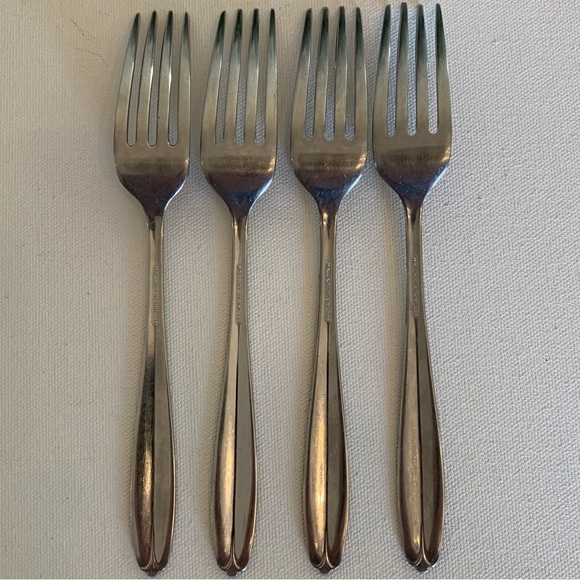Wallace LURE Satin Stainless Steel Flatware Set of 4 Dinner Forks 7" Silverware - Picture 2 of 6